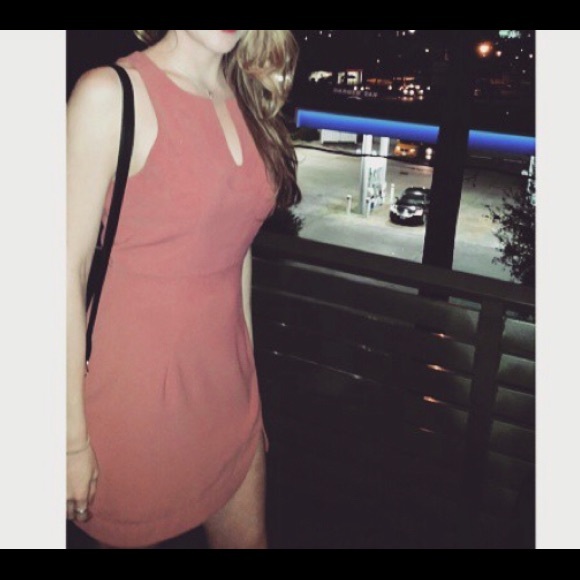 Hot going out dress - Picture 2 of 2